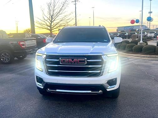 2025 GMC Yukon XL Elevation