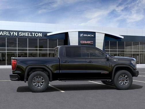 2025 GMC Sierra 1500 AT4X