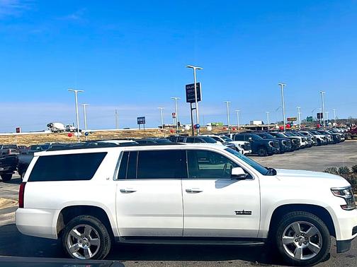 2018 Chevrolet Suburban LT