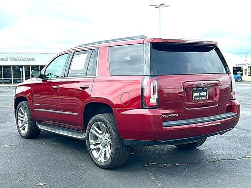 Crimson Red Tintcoat 2017 GMC Yukon SLT