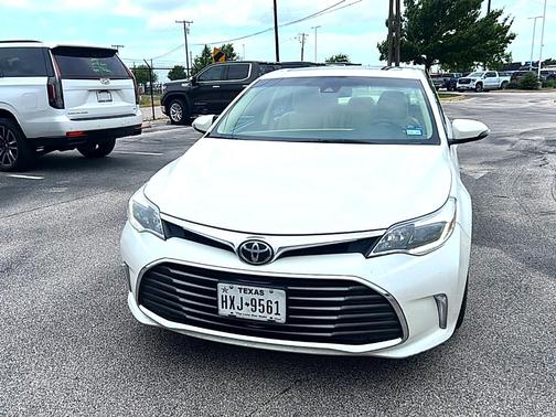 Blizzard Pearl 2016 Toyota Avalon Limited