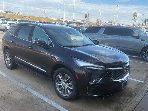 2022 Buick Enclave Avenir