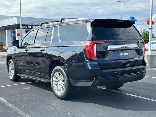 2022 GMC Yukon XL SLE
