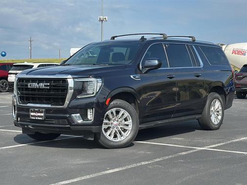 2022 GMC Yukon XL SLE