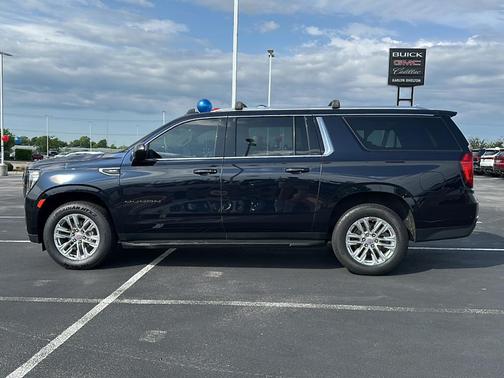 2022 GMC Yukon XL SLE