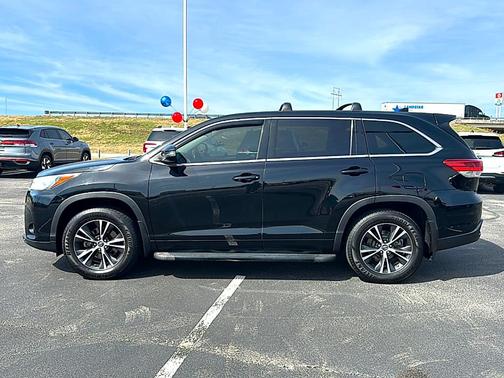 2018 Toyota Highlander LE Plus