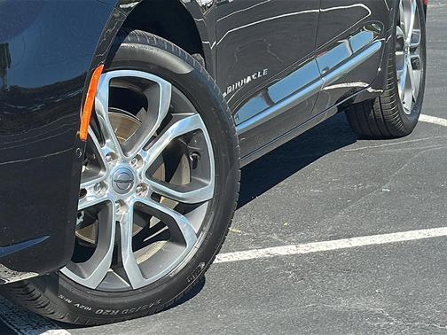 2025 Chrysler Pacifica Pinnacle