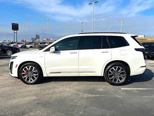 2022 Cadillac XT6 Sport AWD