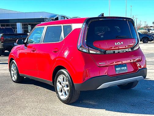 2024 Kia Soul LX