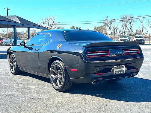 2018 Dodge Challenger SXT