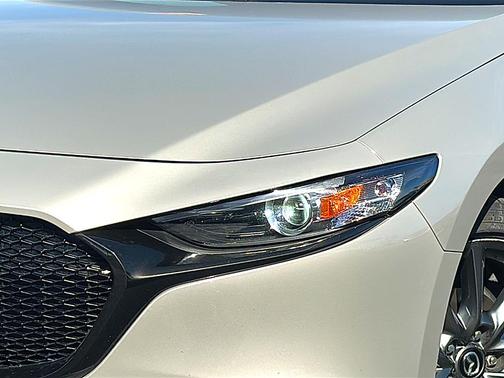 2024 Mazda Mazda3 FWD w/Preferred Package