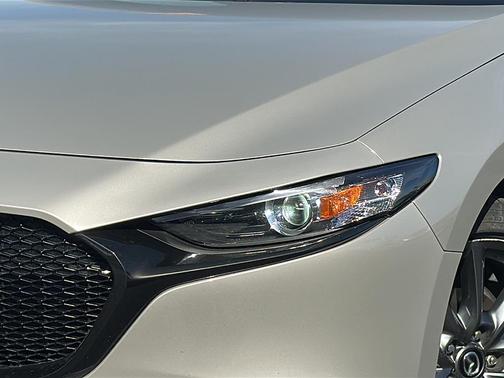 2024 Mazda Mazda3 FWD w/Preferred Package