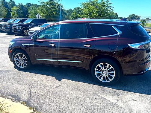 Rich Garnet Metallic 2024 Buick Enclave Avenir
