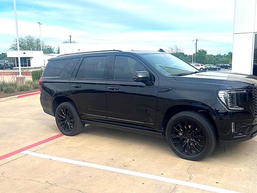 2024 GMC Yukon Denali