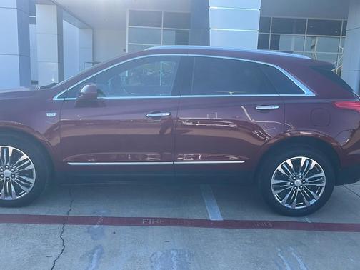 2017 Cadillac XT5 Premium Luxury