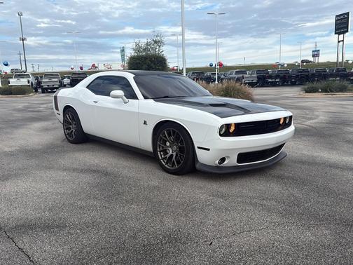 2016 Dodge Challenger R/T Scat Pack