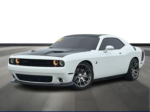 2016 Dodge Challenger R/T Scat Pack