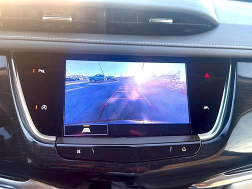 2023 Cadillac XT6 Premium Luxury FWD