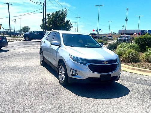 Silver Ice Metallic 2020 Chevrolet Equinox 1LT