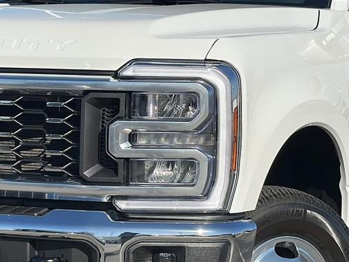 2026 Ford F-350 Lariat Super Duty