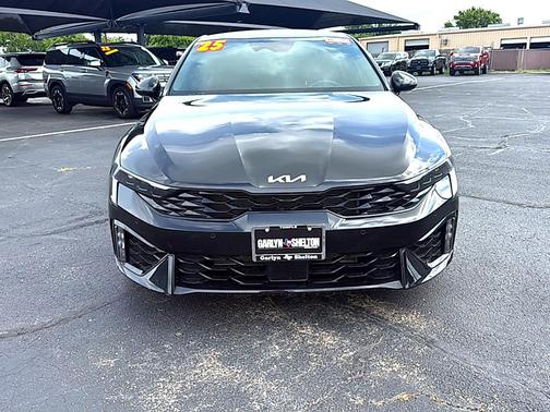 Aurora Black Pearl 2025 Kia K5 GT-Line