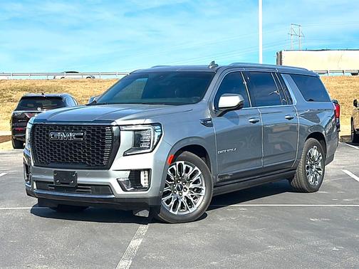 2023 GMC Yukon XL Denali Ultimate