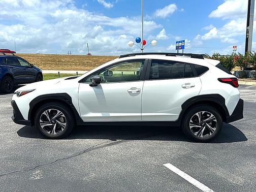 Crystal White Pearl 2025 Subaru Crosstrek Premium