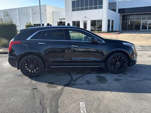 2017 Cadillac XT5 Platinum