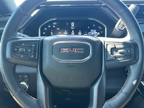 2024 GMC Sierra 2500 AT4