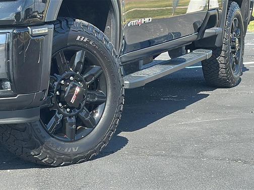 2024 GMC Sierra 2500 AT4