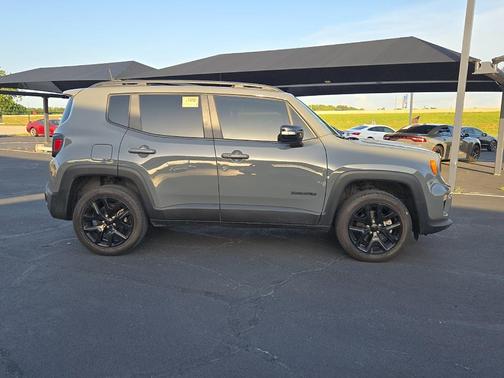 2022 Jeep Renegade Altitude