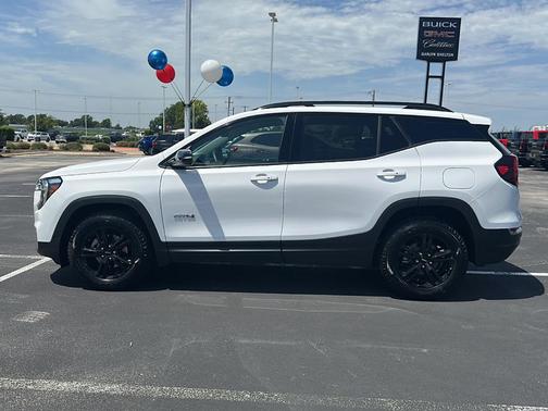 2024 GMC Terrain AT4