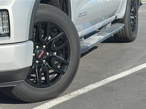 2022 GMC Sierra 1500 Limited Elevation