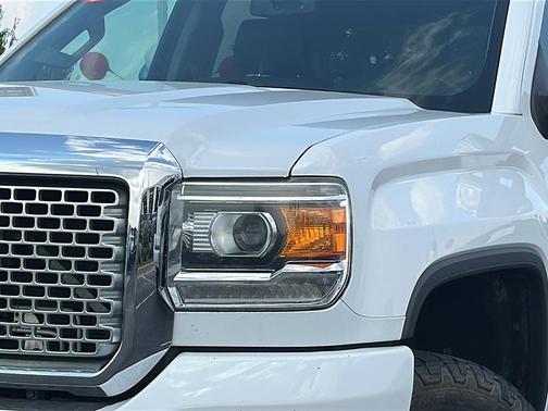 2016 GMC Sierra 2500 Denali
