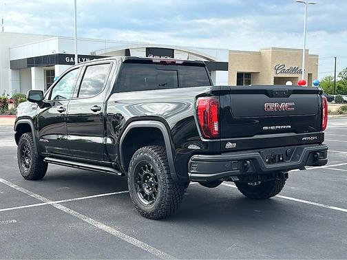2025 GMC Sierra 1500 AT4X