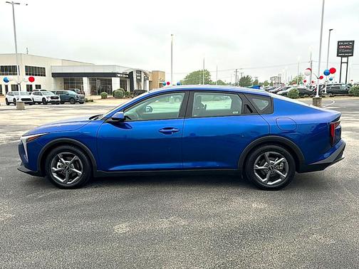 Deep Sea Blue 2025 Kia K4