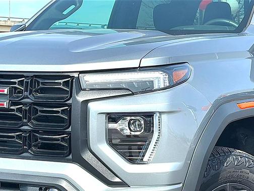 2025 GMC Canyon 2WD Elevation