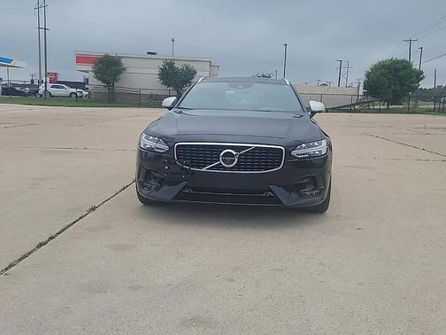 2018 Volvo V90 T5 R-Design