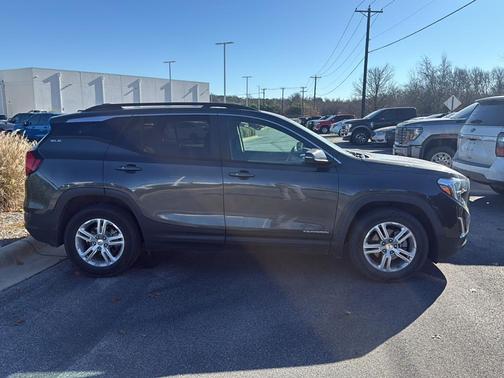 2021 GMC Terrain SLE