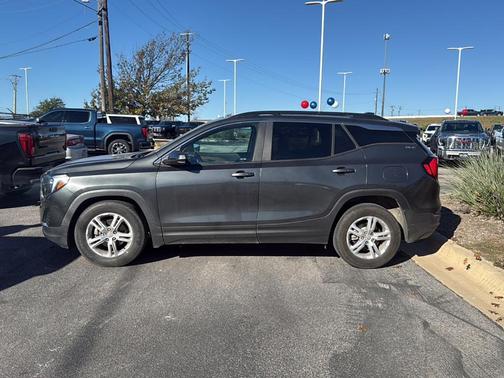 2021 GMC Terrain SLE