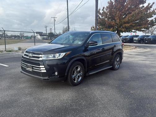 2019 Toyota Highlander Limited Platinum