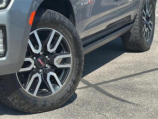 2022 GMC Yukon AT4