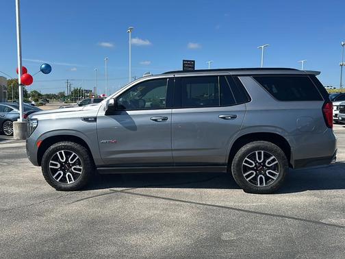 2022 GMC Yukon AT4