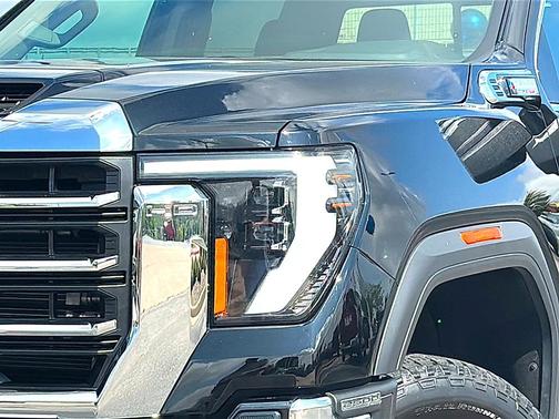 Onyx Black 2024 GMC Sierra 2500 SLT