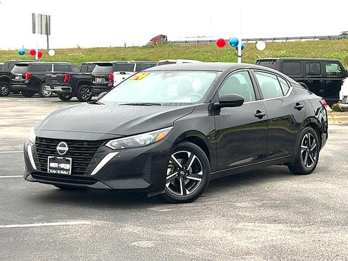 Black 2024 Nissan Sentra SV
