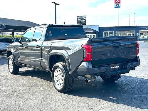 2024 Toyota Tacoma SR5