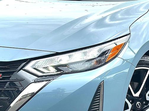 2t Gry Blk Roof 2025 Nissan Sentra SR