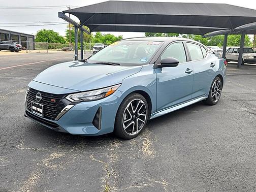 2t Gry Blk Roof 2025 Nissan Sentra SR