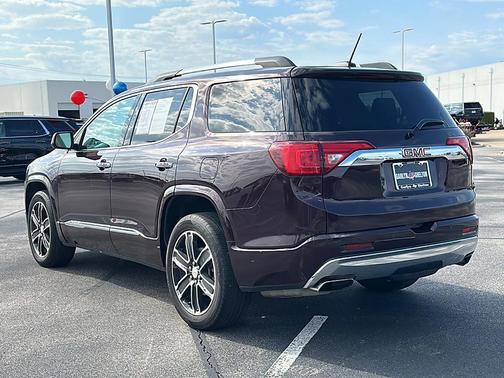 2017 GMC Acadia Denali