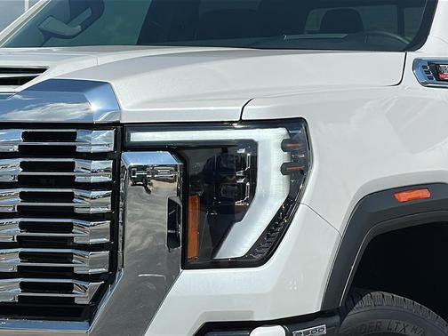 2024 GMC Sierra 2500 Denali